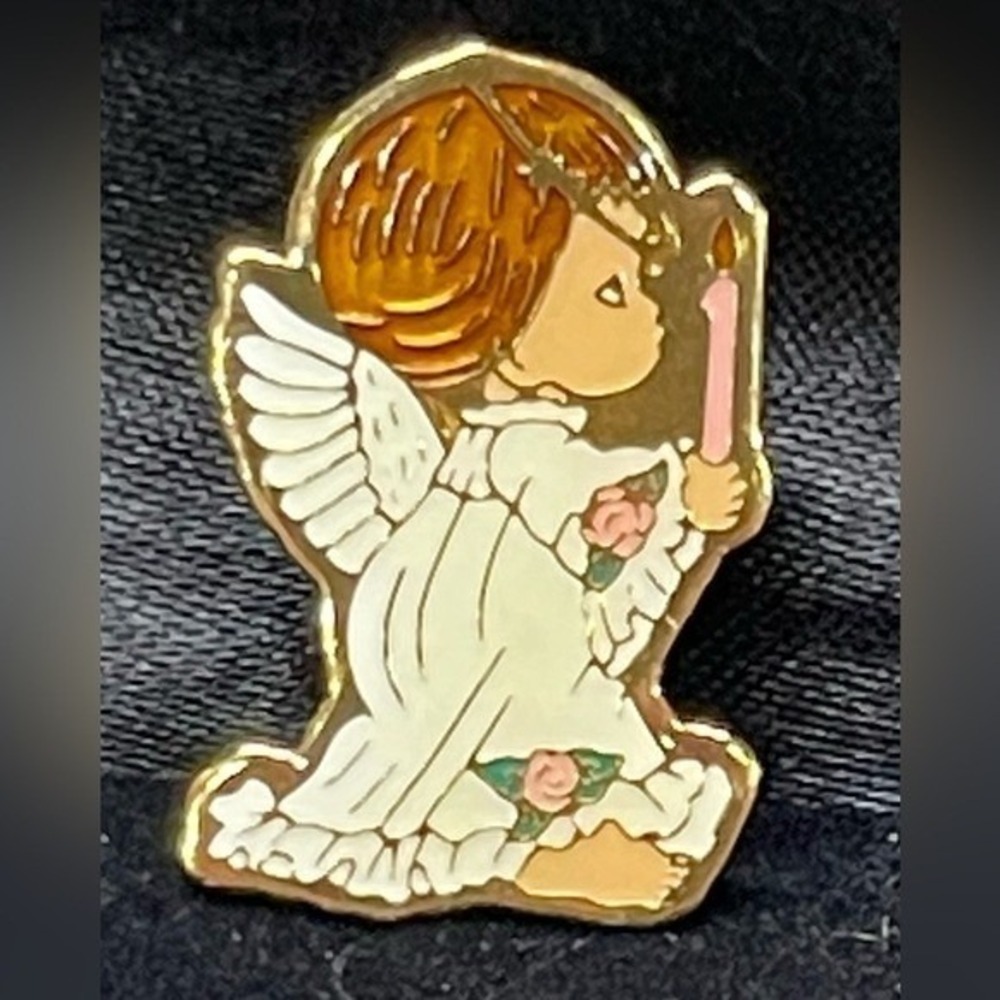 Precious‎ Moments Style Angel Enamel Pin Gold Tone Candle Wings Pink Rose Lapel